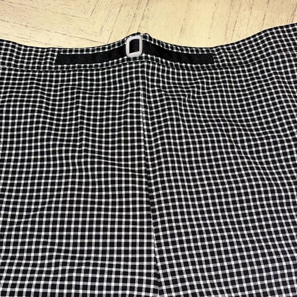 Alfred Dunner Capri Size 18 Black White plaid, Light weight, Comfy - Picture 3 of 8